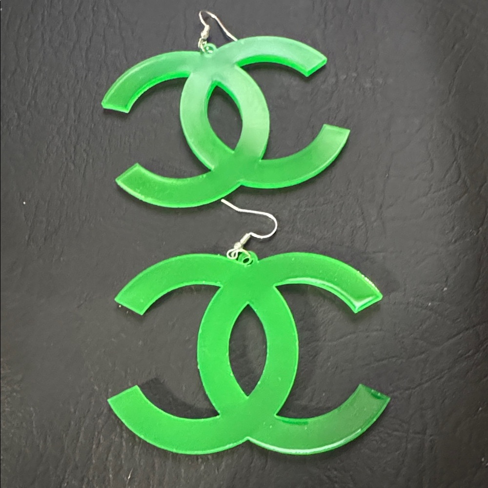 Streetwear Fashion Neon Green Earrings - Picture 8 of 9